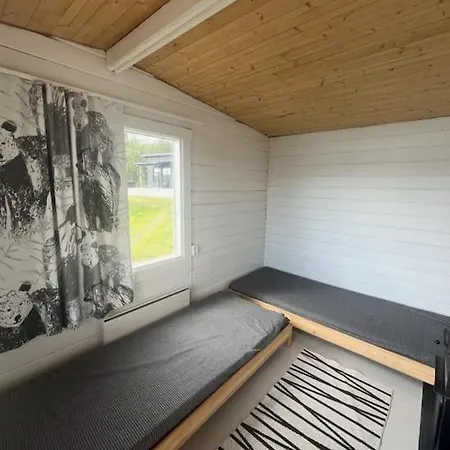 Modernia Majoitusta Luonnon Keskellae Villa Soderudden