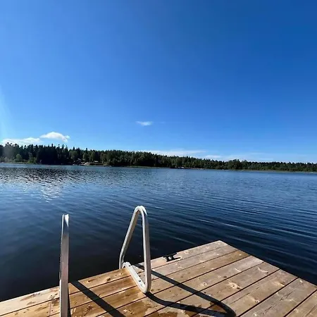 Villa Modernia Majoitusta Luonnon Keskellae Soderudden