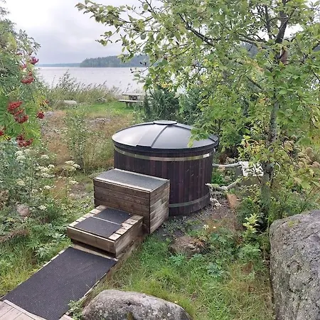 Villa Modernia Majoitusta Luonnon Keskellae Soderudden